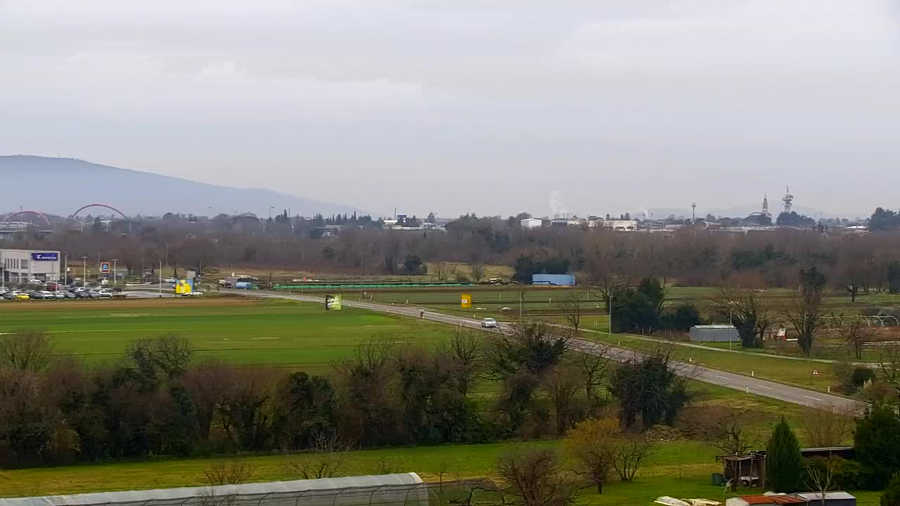 Čudovit panoramski pogled na Šempeter pri Gorici