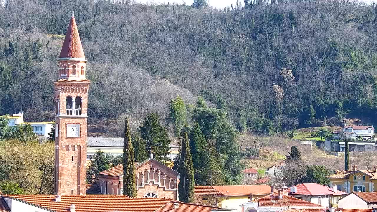 Čudovit panoramski pogled na Šempeter pri Gorici