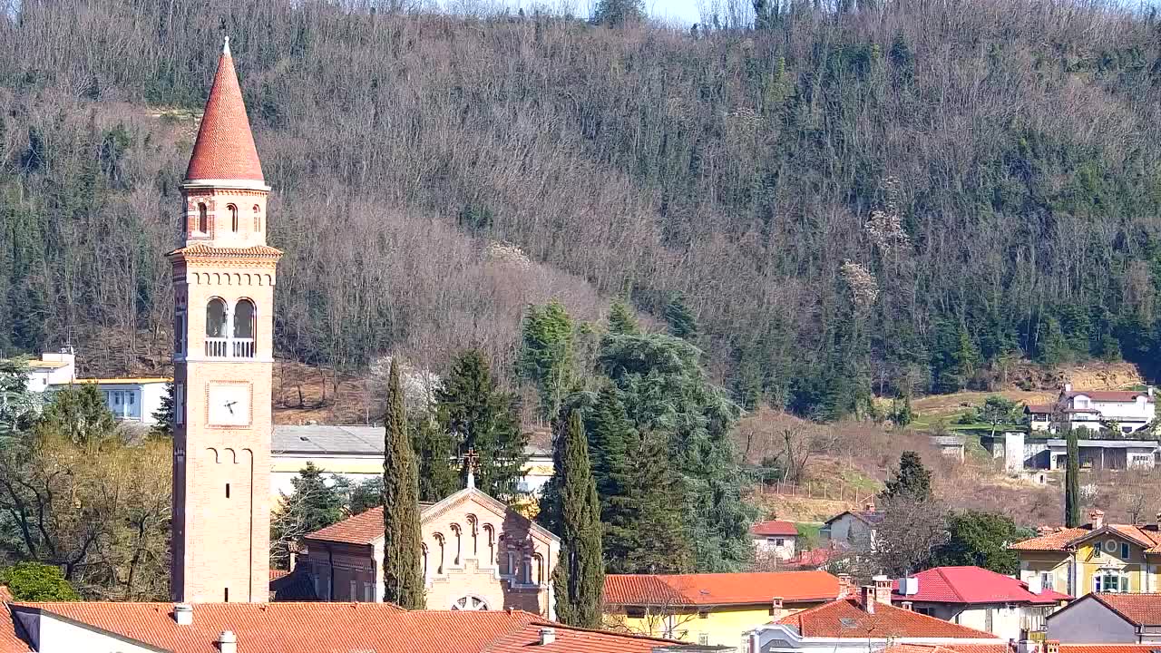 Čudovit panoramski pogled na Šempeter pri Gorici