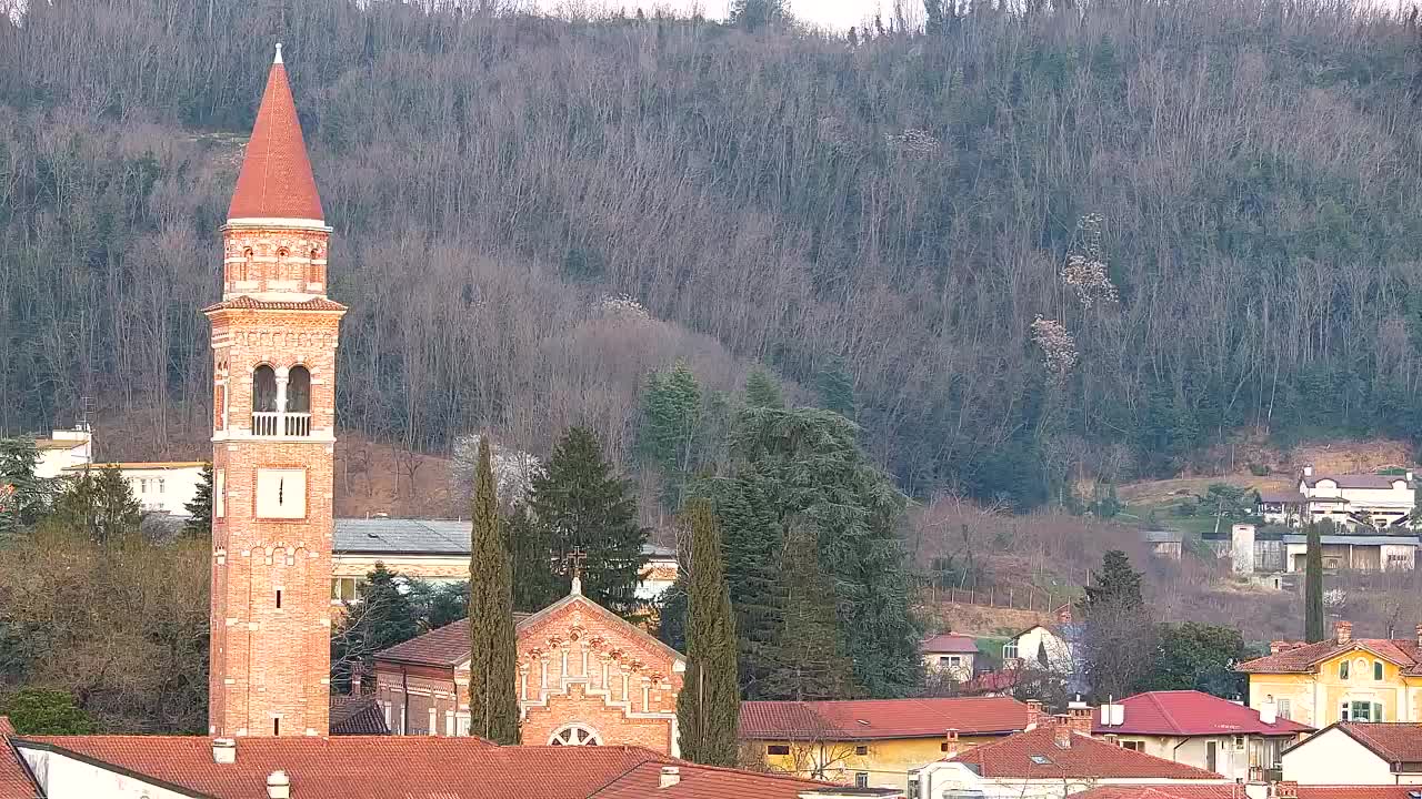 Panorama époustouflant de Šempeter pri Gorici