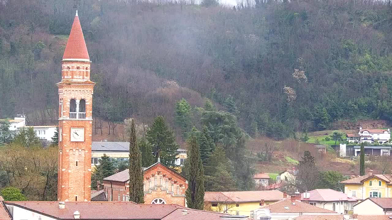 Panorama mozzafiato di Šempeter pri Gorici