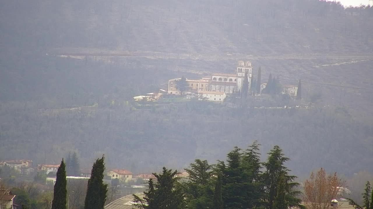 Čudovit panoramski pogled na Šempeter pri Gorici