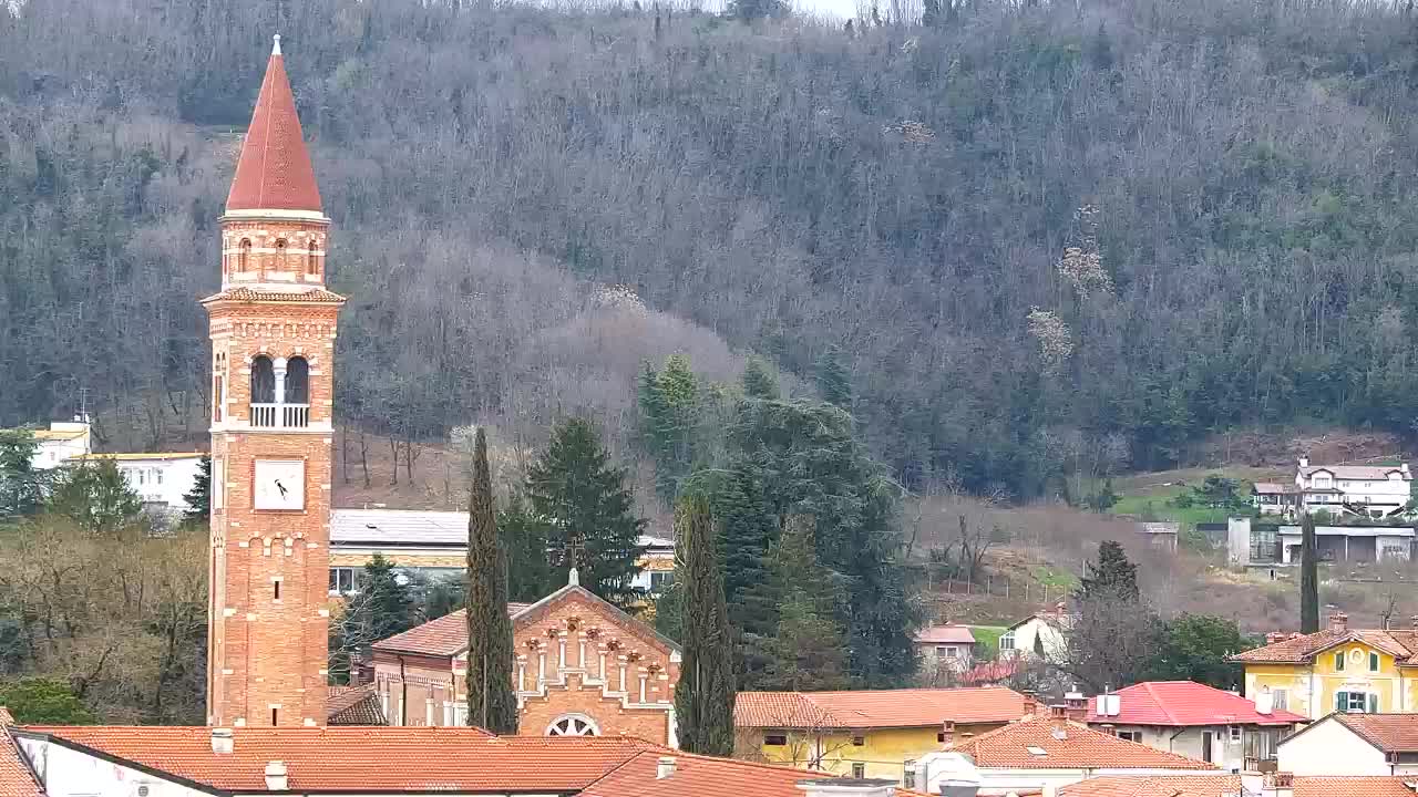 Čudovit panoramski pogled na Šempeter pri Gorici