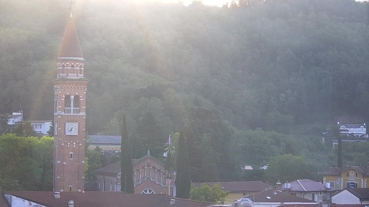 Prekrasan panoramski pogled na Šempeter pri Gorici