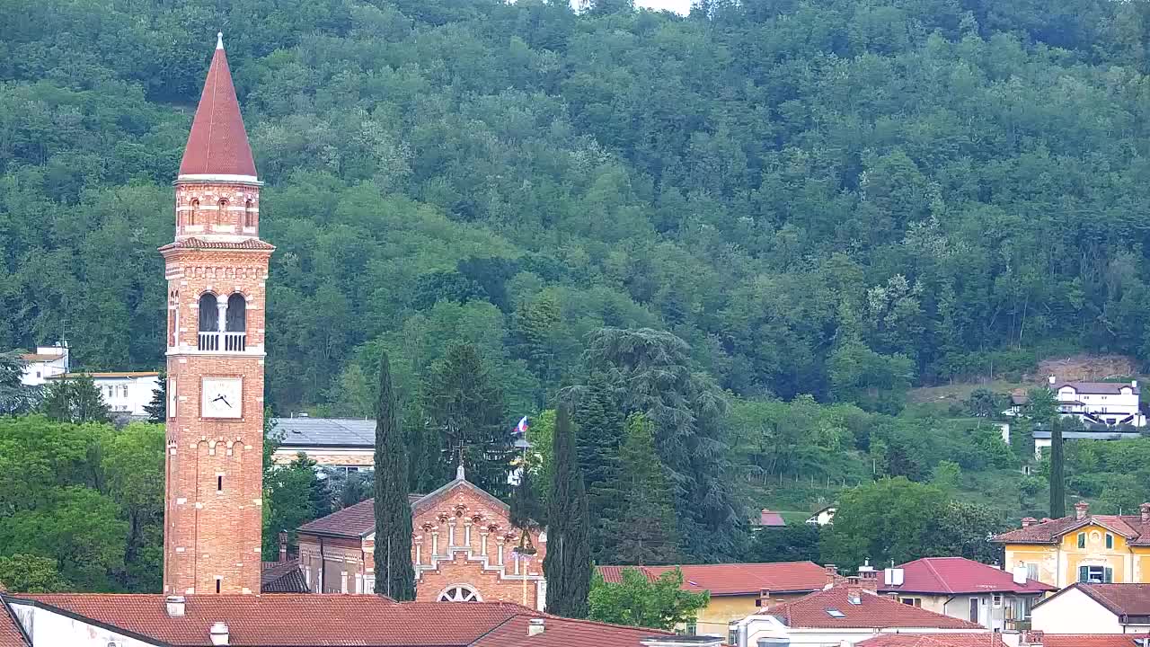 Prekrasan panoramski pogled na Šempeter pri Gorici