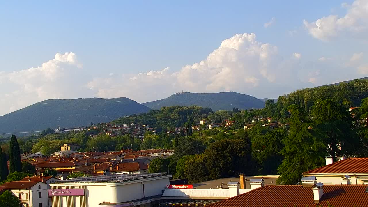 Čudovit panoramski pogled na Šempeter pri Gorici