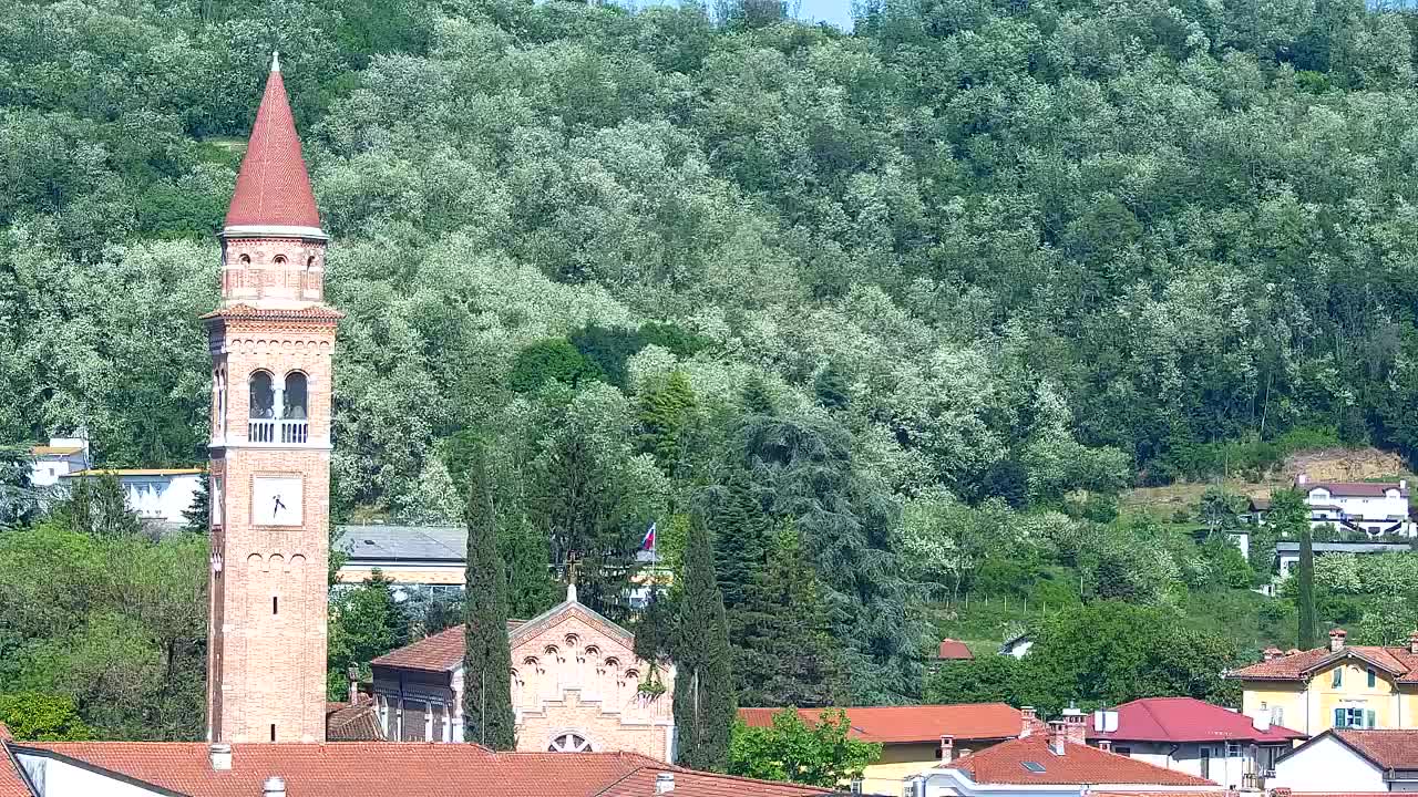 Čudovit panoramski pogled na Šempeter pri Gorici
