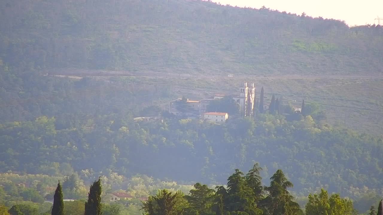 Prekrasan panoramski pogled na Šempeter pri Gorici