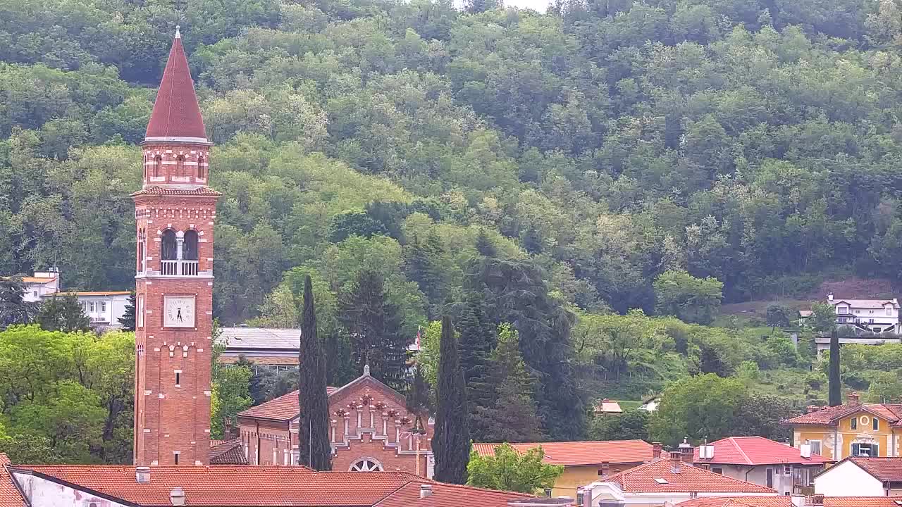 Čudovit panoramski pogled na Šempeter pri Gorici