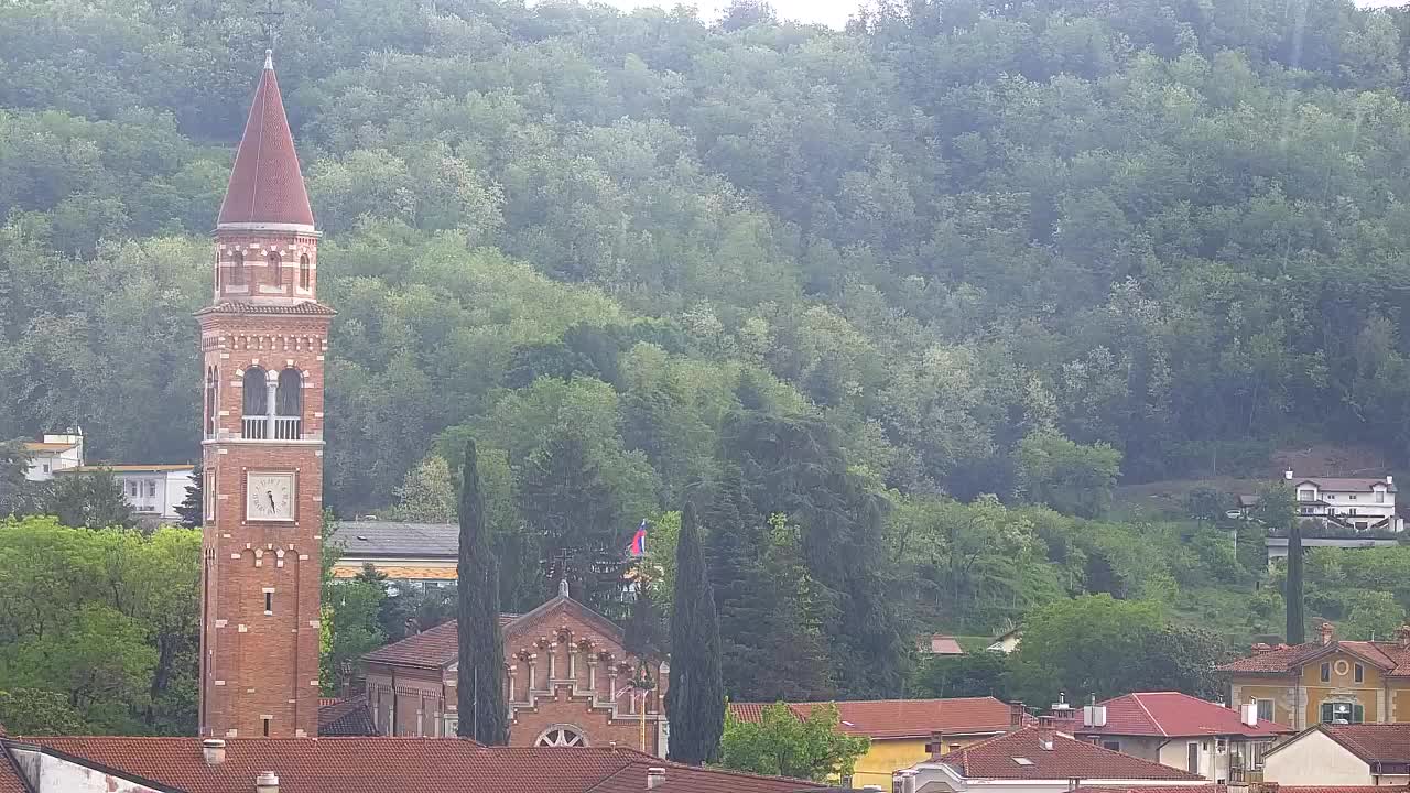 Čudovit panoramski pogled na Šempeter pri Gorici