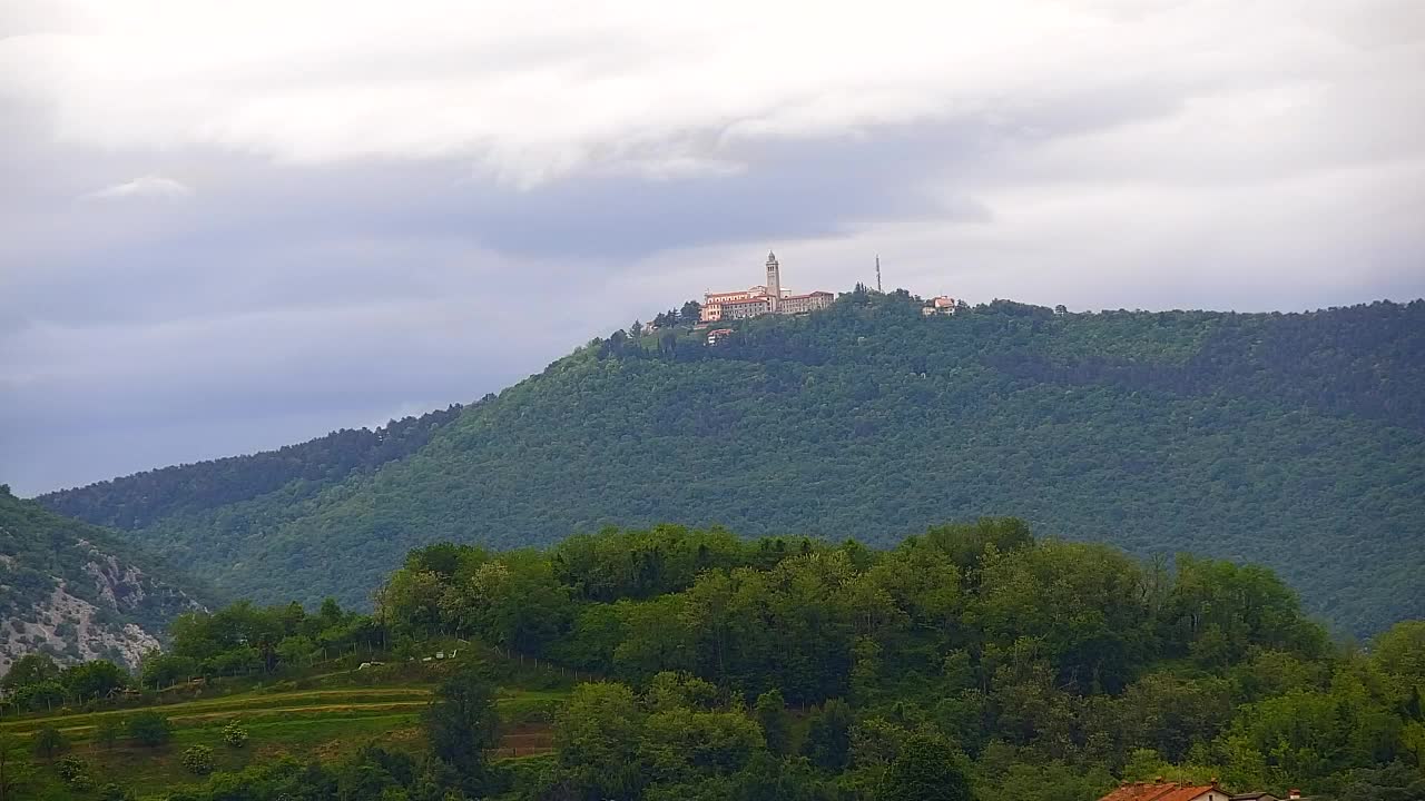 Čudovit panoramski pogled na Šempeter pri Gorici