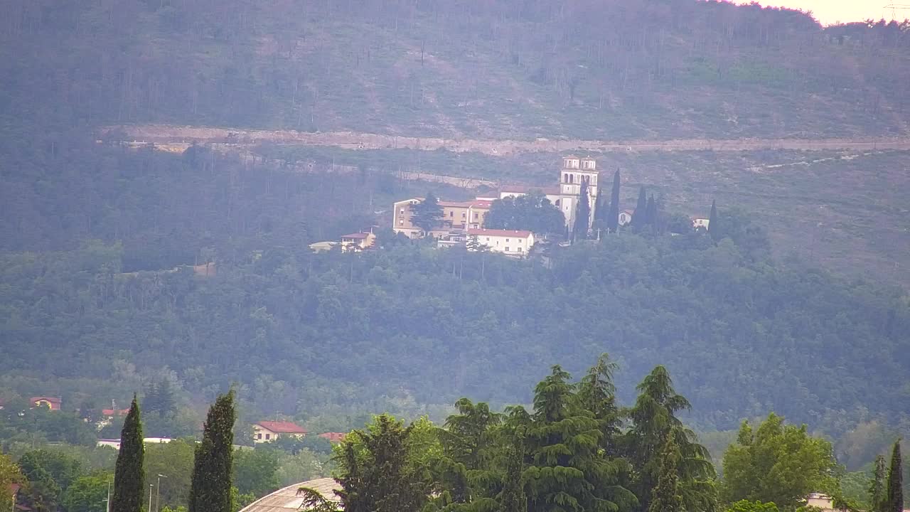 Panorama mozzafiato di Šempeter pri Gorici