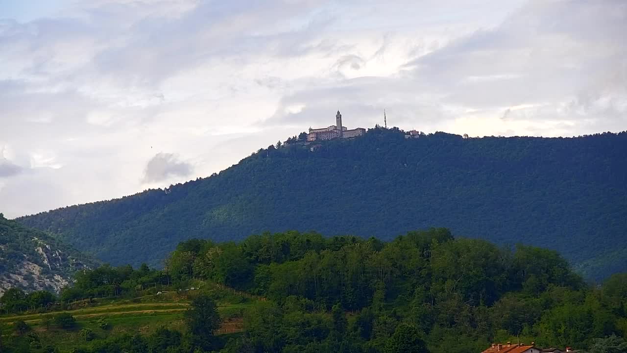 Prekrasan panoramski pogled na Šempeter pri Gorici