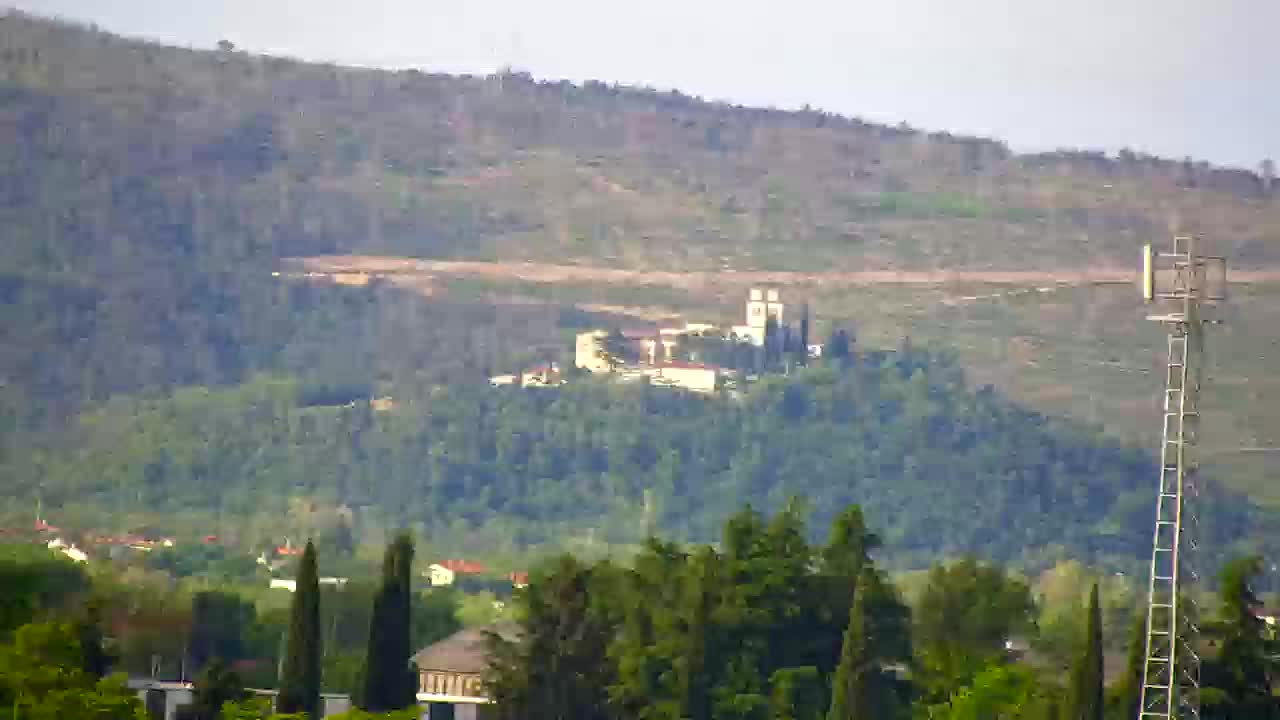 Čudovit panoramski pogled na Šempeter pri Gorici