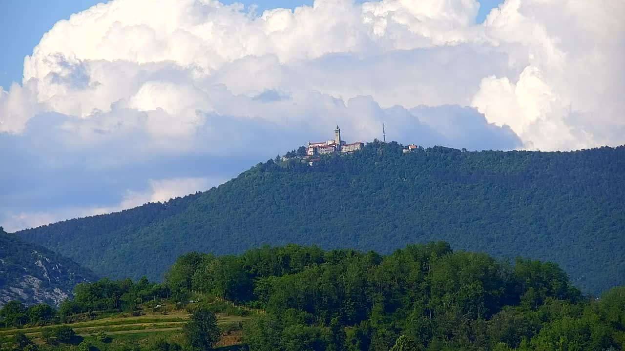 Panorama mozzafiato di Šempeter pri Gorici