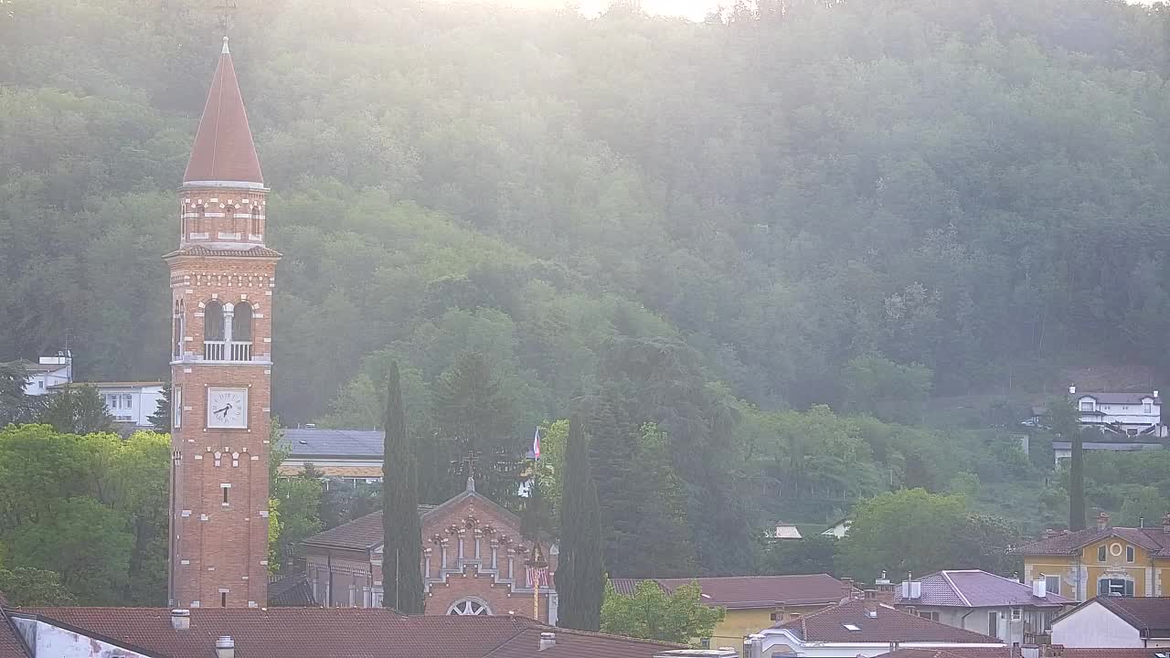 Čudovit panoramski pogled na Šempeter pri Gorici