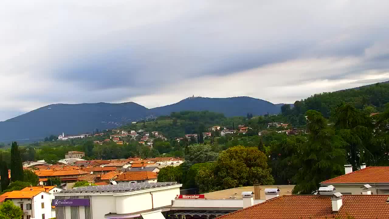 Čudovit panoramski pogled na Šempeter pri Gorici