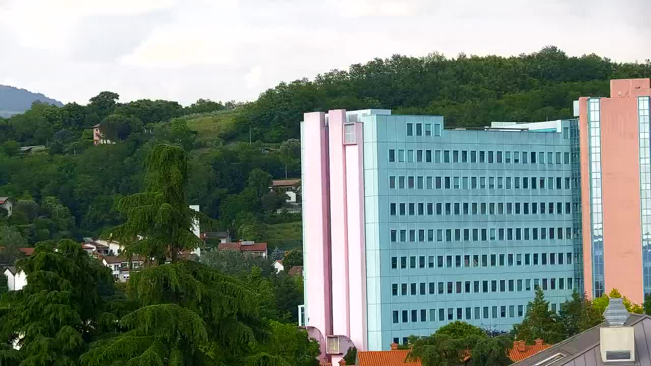 Prekrasan panoramski pogled na Šempeter pri Gorici