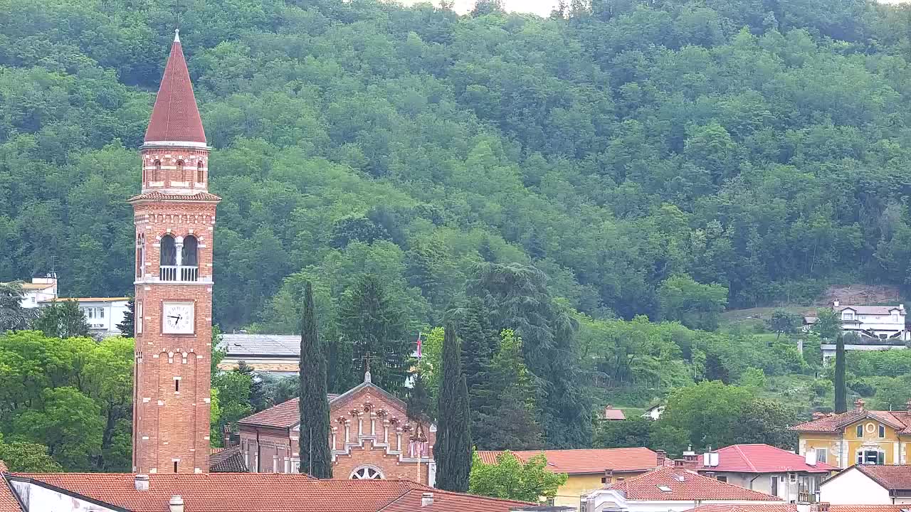Panorama mozzafiato di Šempeter pri Gorici