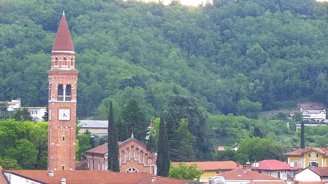 Prekrasan panoramski pogled na Šempeter pri Gorici