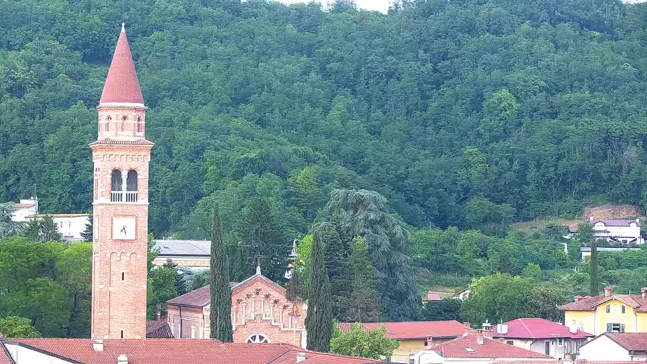 Čudovit panoramski pogled na Šempeter pri Gorici