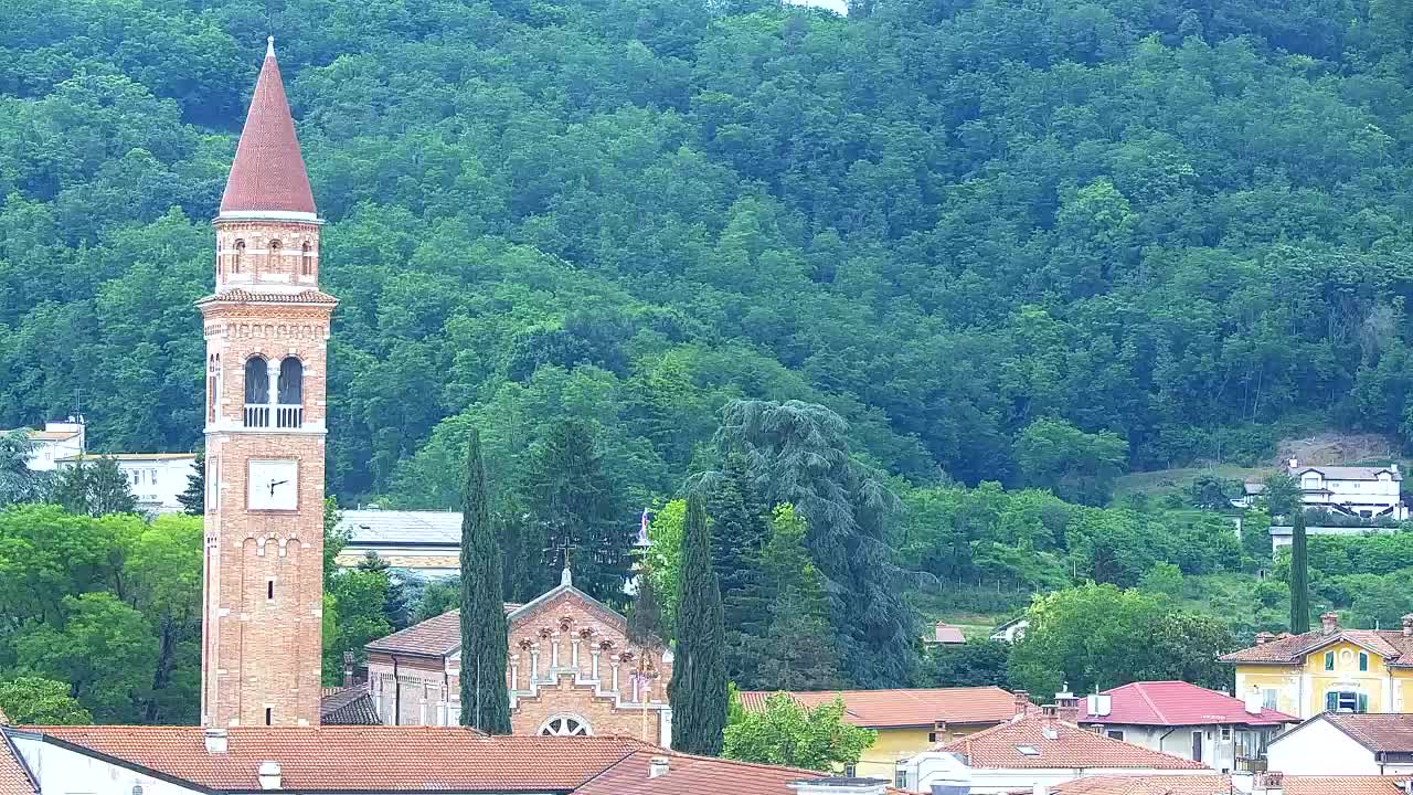 Čudovit panoramski pogled na Šempeter pri Gorici