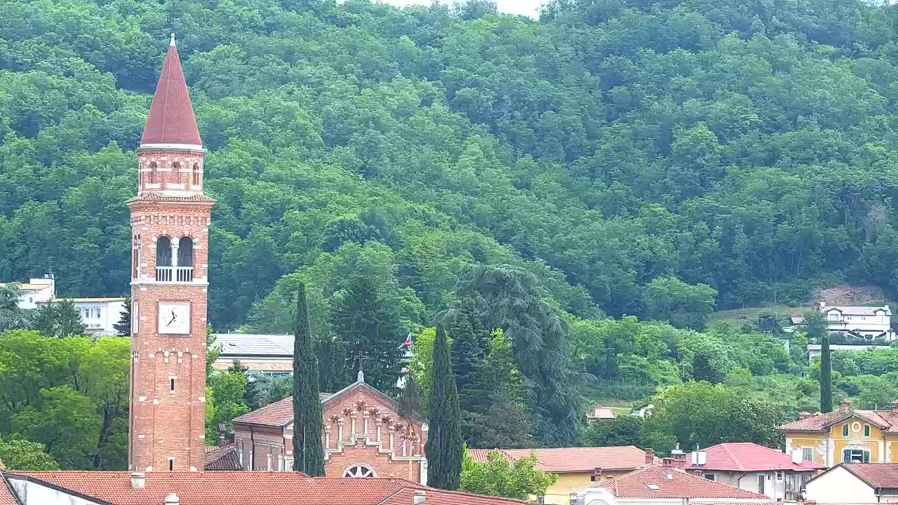Prekrasan panoramski pogled na Šempeter pri Gorici