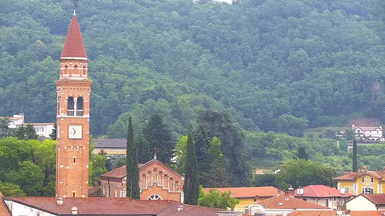 Prekrasan panoramski pogled na Šempeter pri Gorici