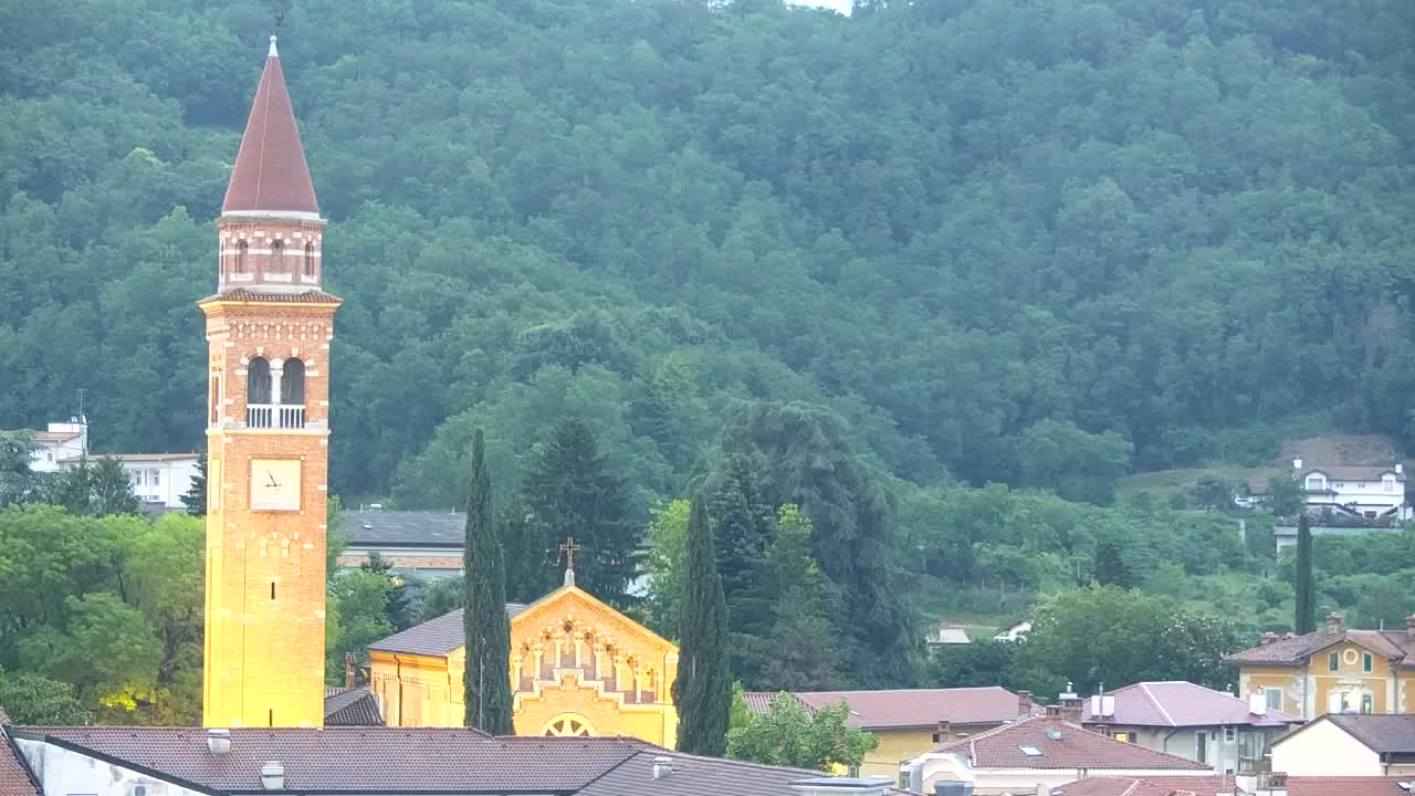 Čudovit panoramski pogled na Šempeter pri Gorici