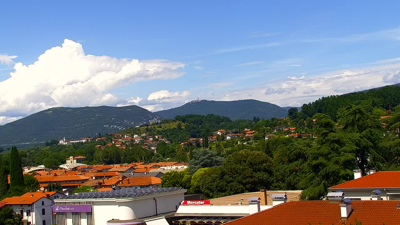 Prekrasan panoramski pogled na Šempeter pri Gorici