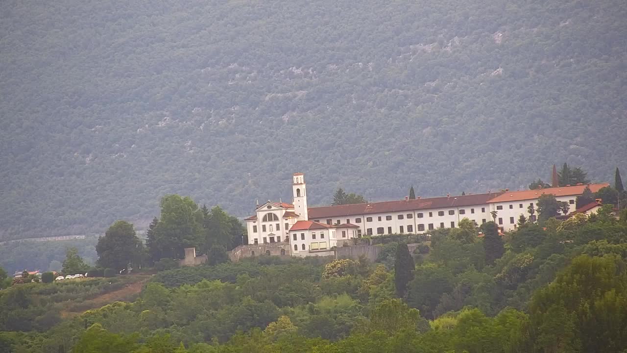 Prekrasan panoramski pogled na Šempeter pri Gorici