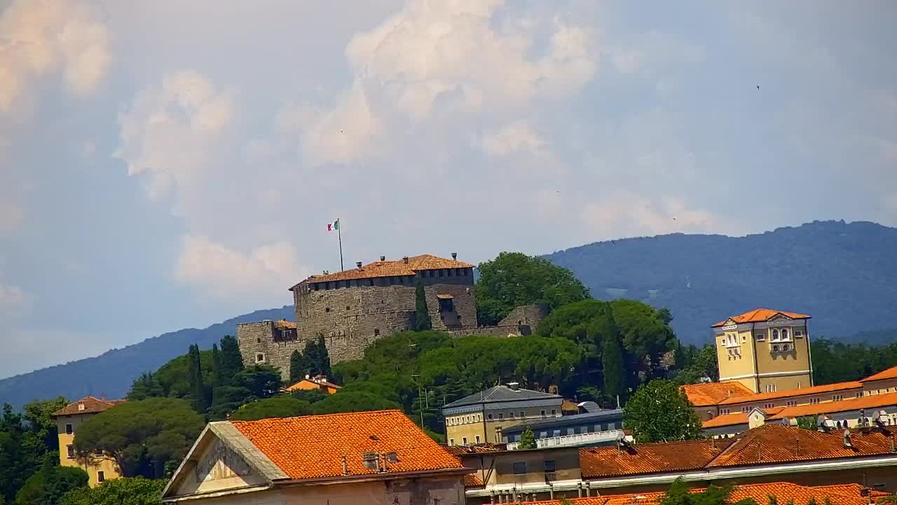 Čudovit panoramski pogled na Šempeter pri Gorici