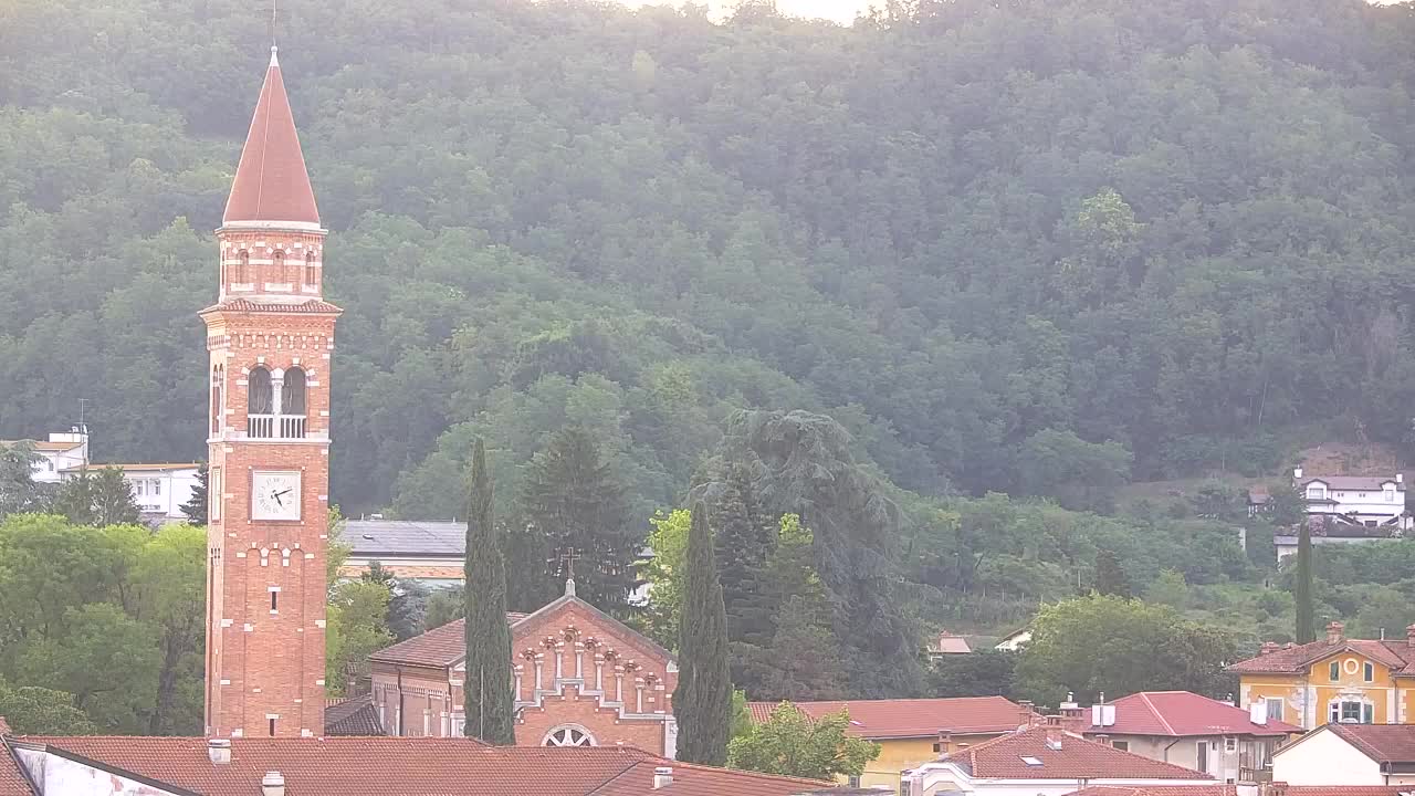Čudovit panoramski pogled na Šempeter pri Gorici