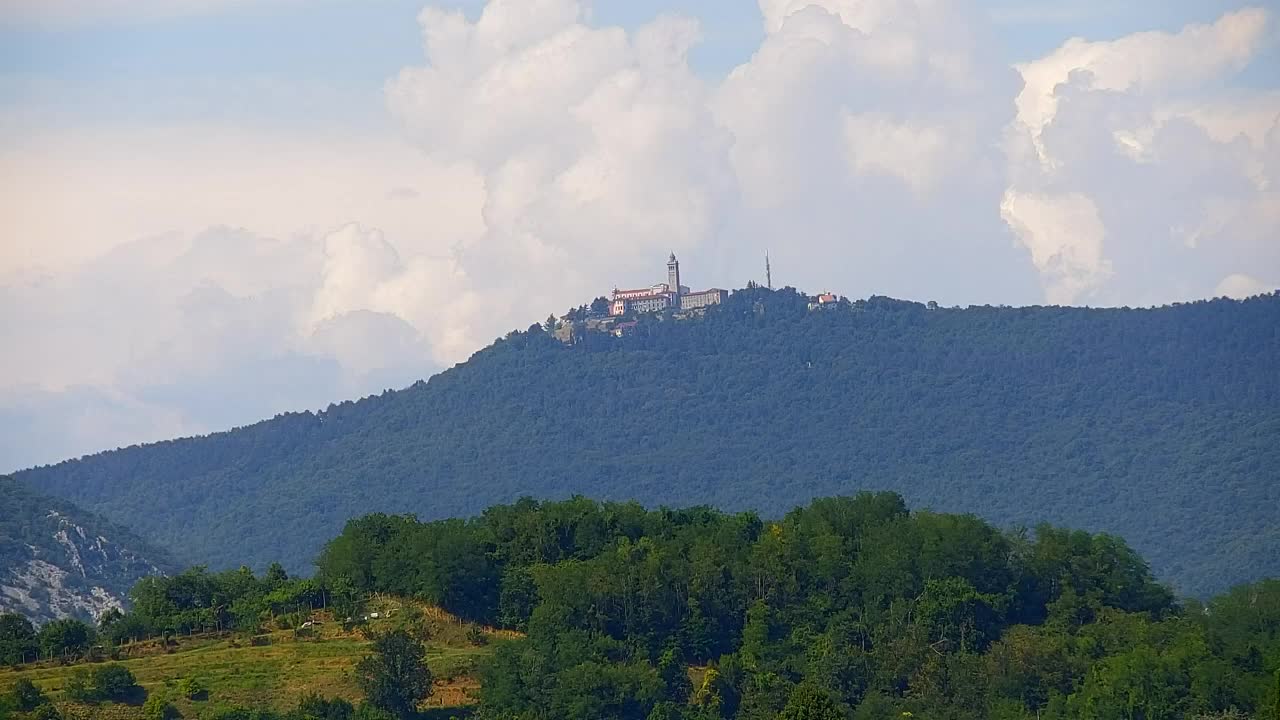 Panorama mozzafiato di Šempeter pri Gorici