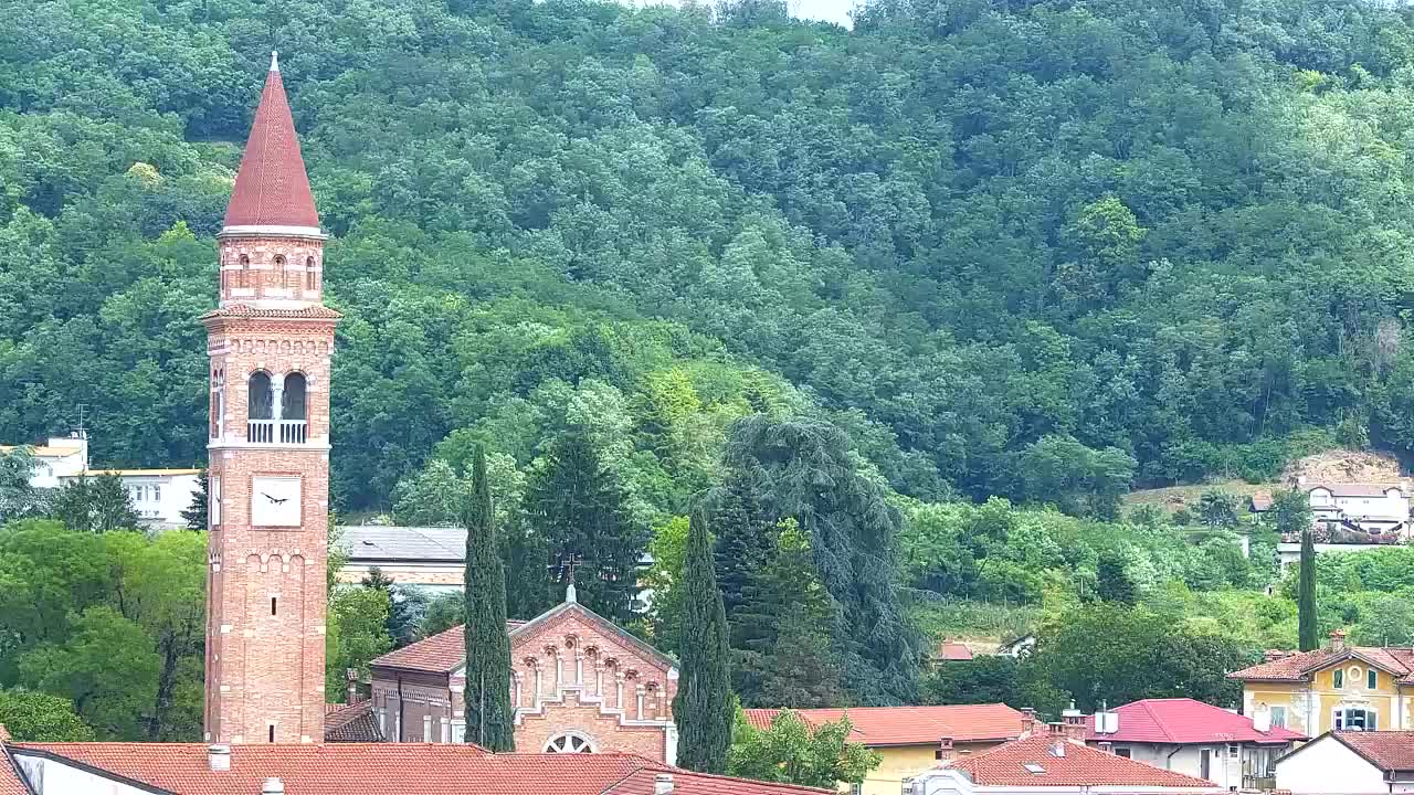Čudovit panoramski pogled na Šempeter pri Gorici