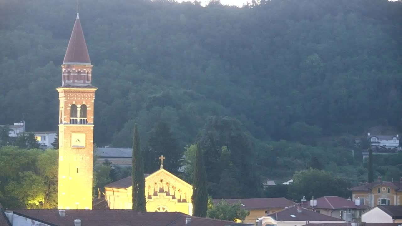 Čudovit panoramski pogled na Šempeter pri Gorici