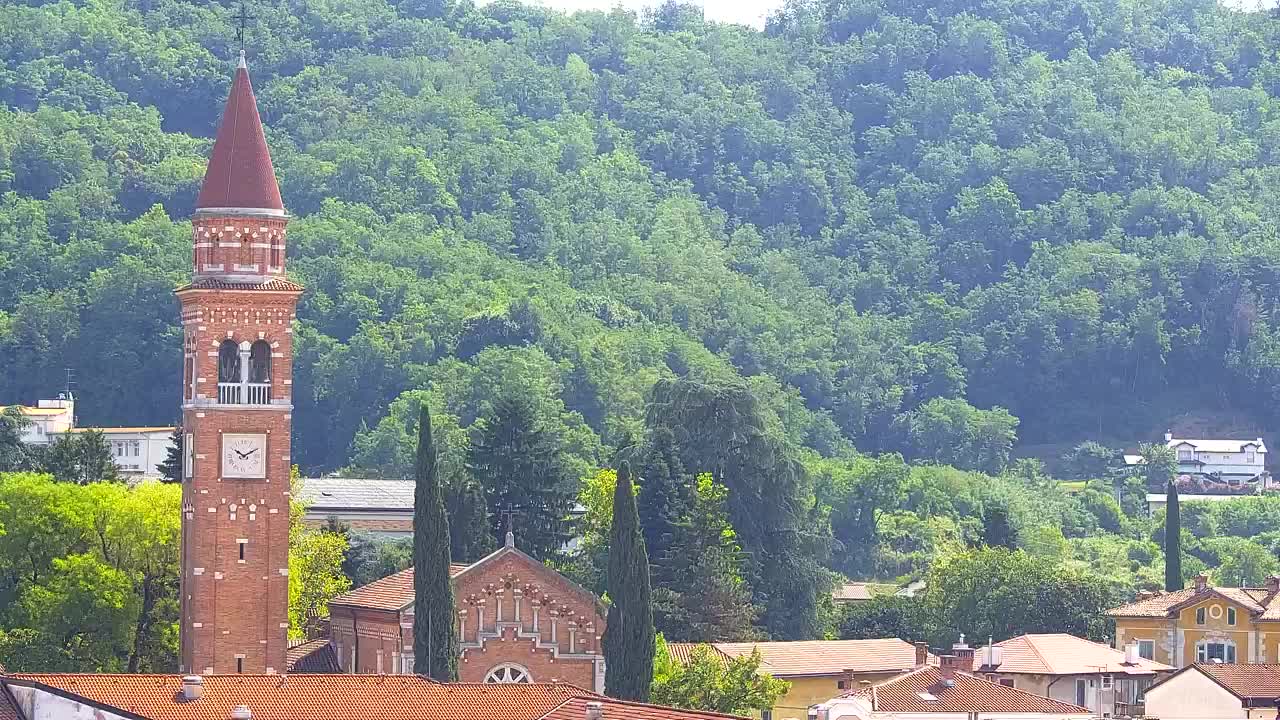 Prekrasan panoramski pogled na Šempeter pri Gorici