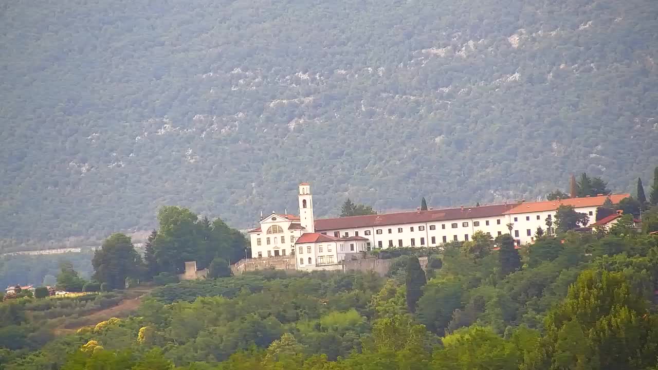Čudovit panoramski pogled na Šempeter pri Gorici