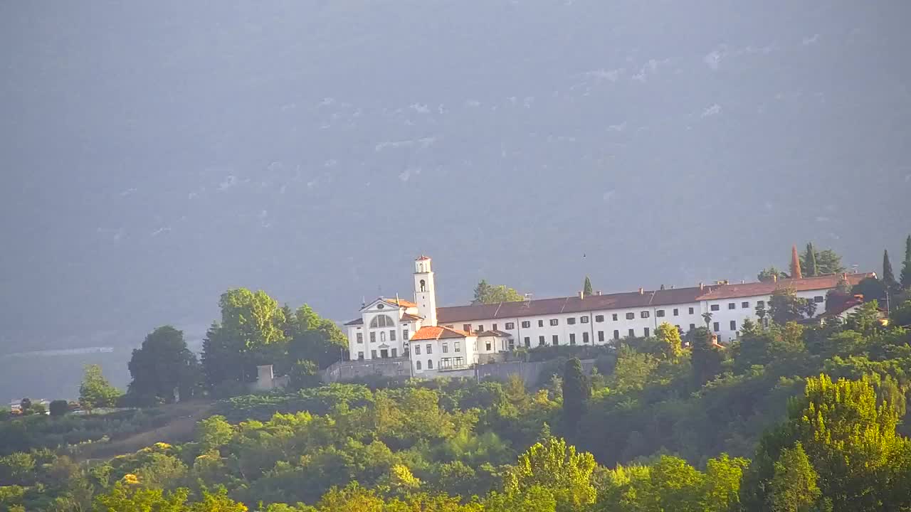 Prekrasan panoramski pogled na Šempeter pri Gorici