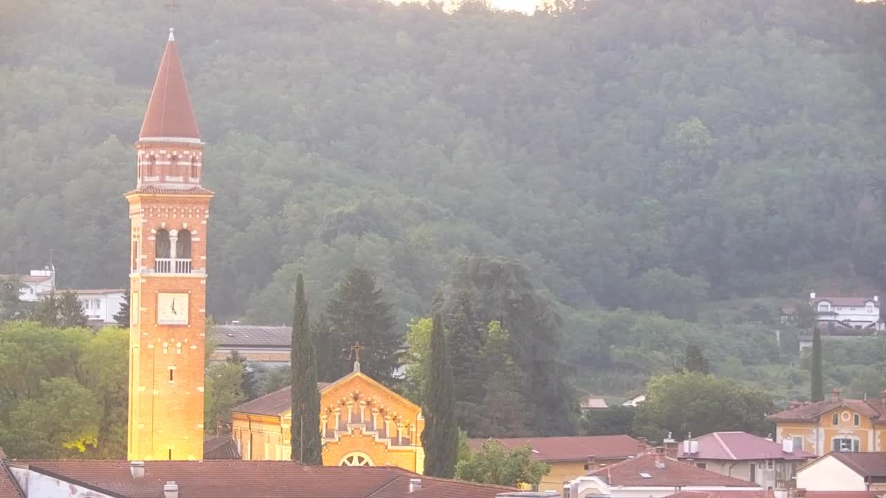 Prekrasan panoramski pogled na Šempeter pri Gorici
