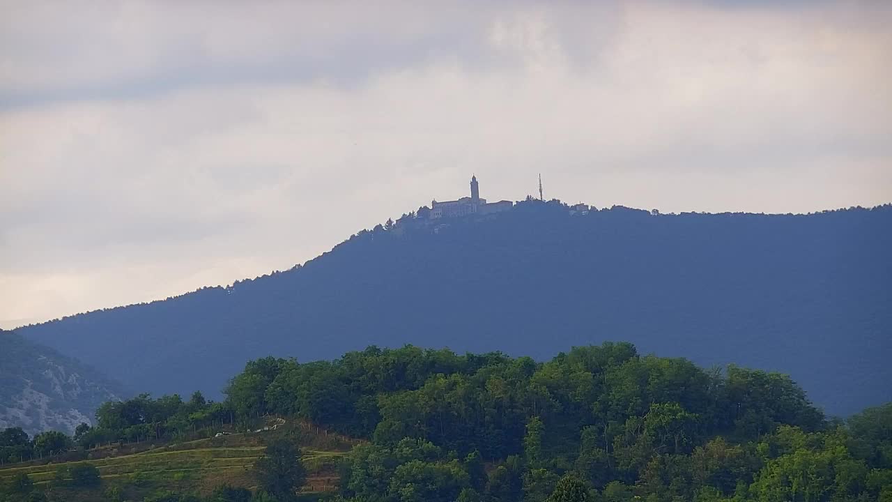 Panorama mozzafiato di Šempeter pri Gorici