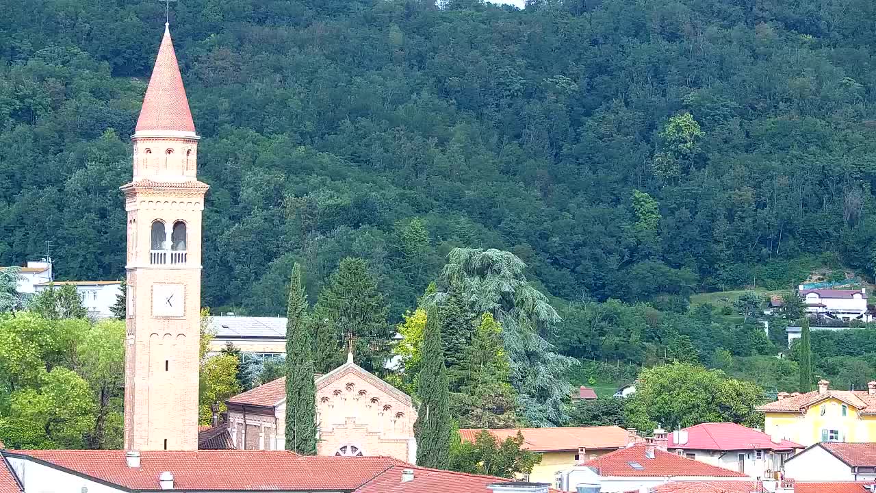 Čudovit panoramski pogled na Šempeter pri Gorici
