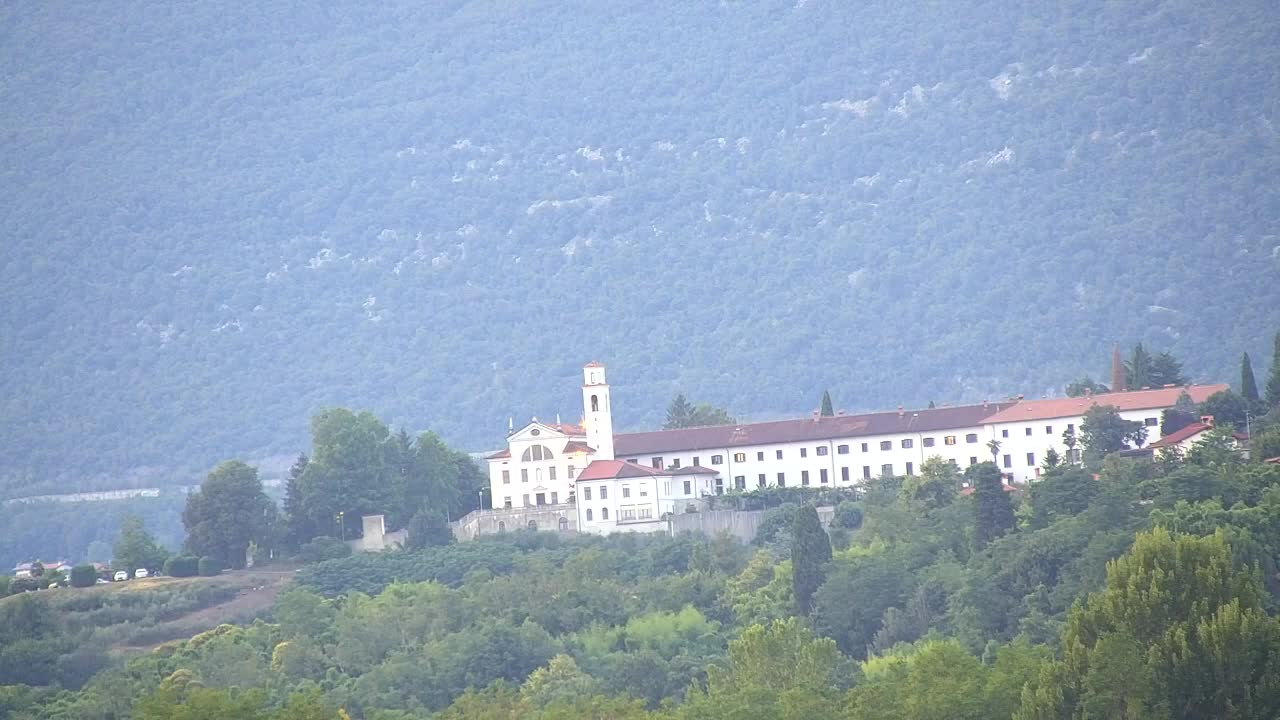 Čudovit panoramski pogled na Šempeter pri Gorici