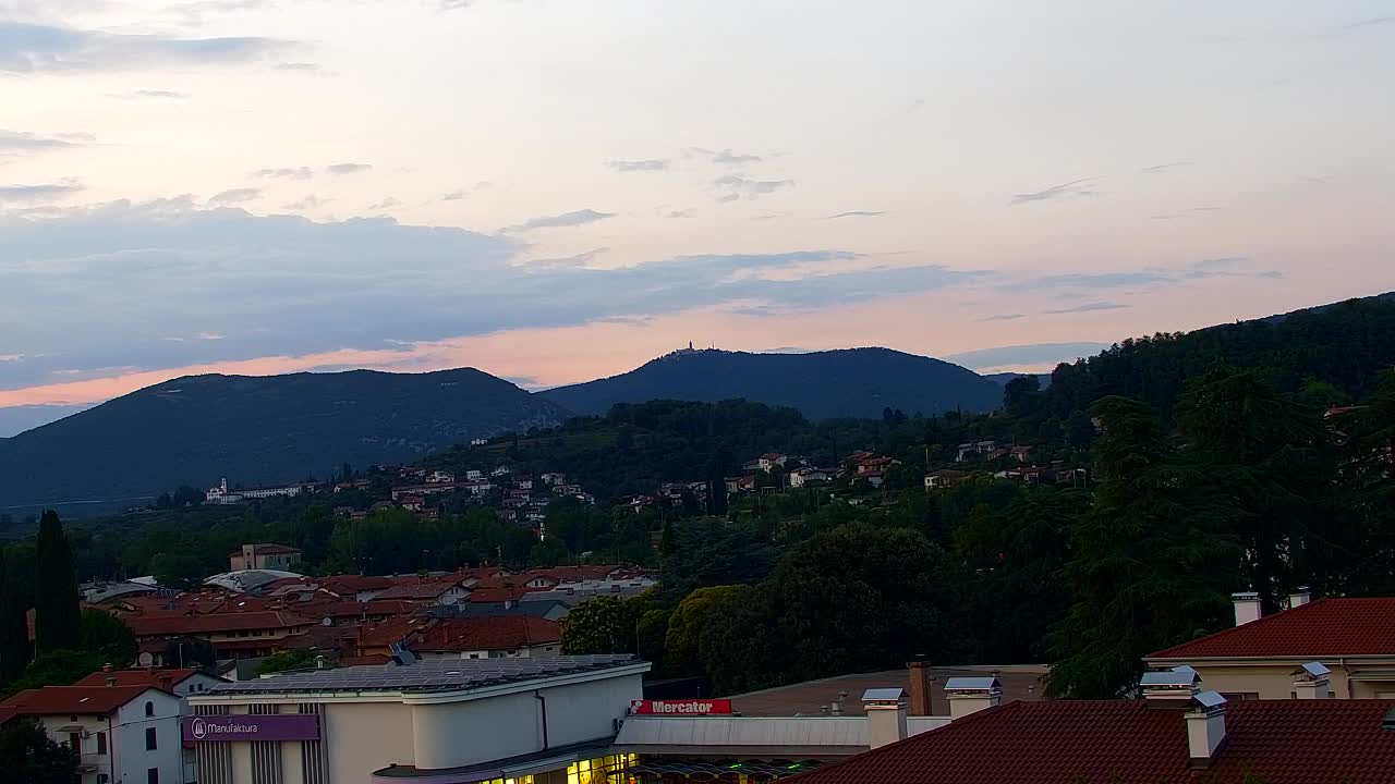 Prekrasan panoramski pogled na Šempeter pri Gorici