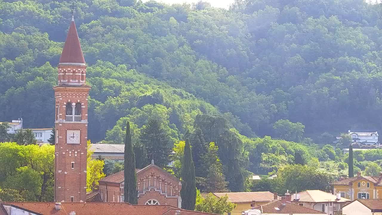 Panorama mozzafiato di Šempeter pri Gorici