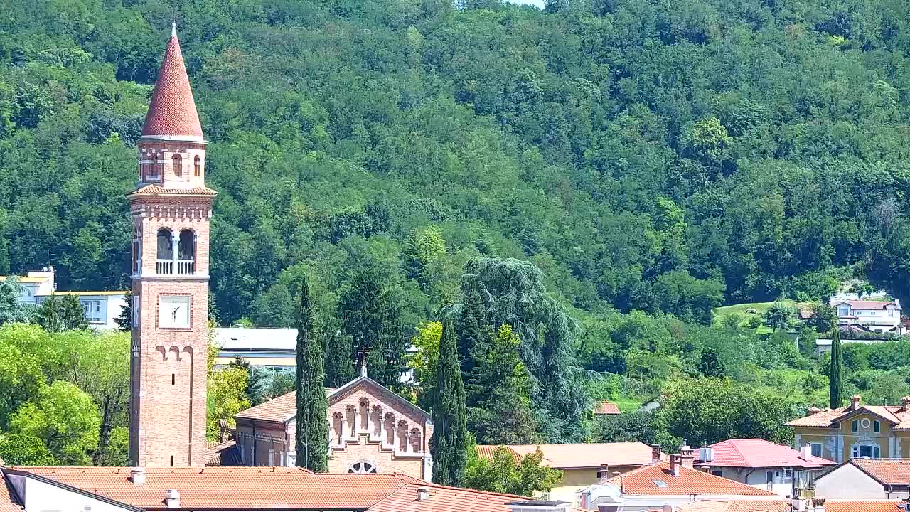 Čudovit panoramski pogled na Šempeter pri Gorici