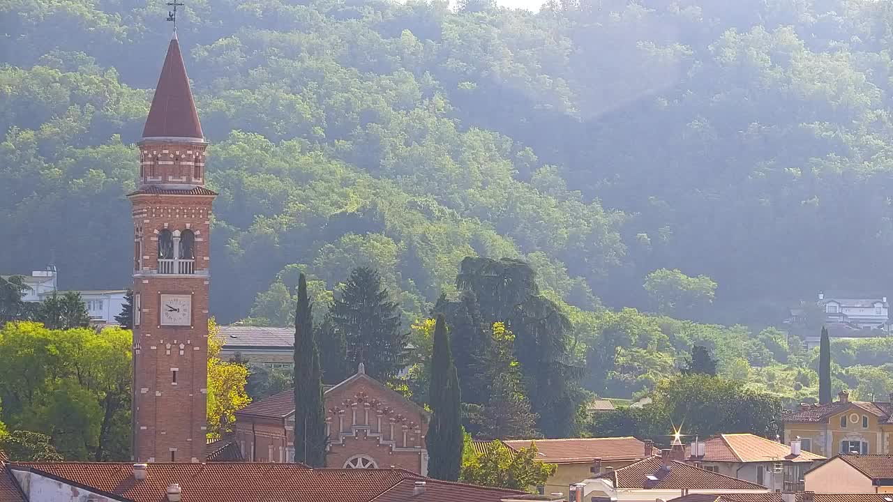 Čudovit panoramski pogled na Šempeter pri Gorici