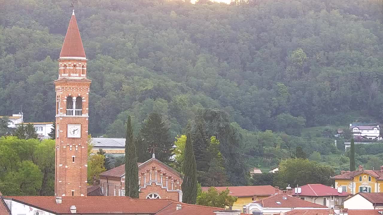 Prekrasan panoramski pogled na Šempeter pri Gorici