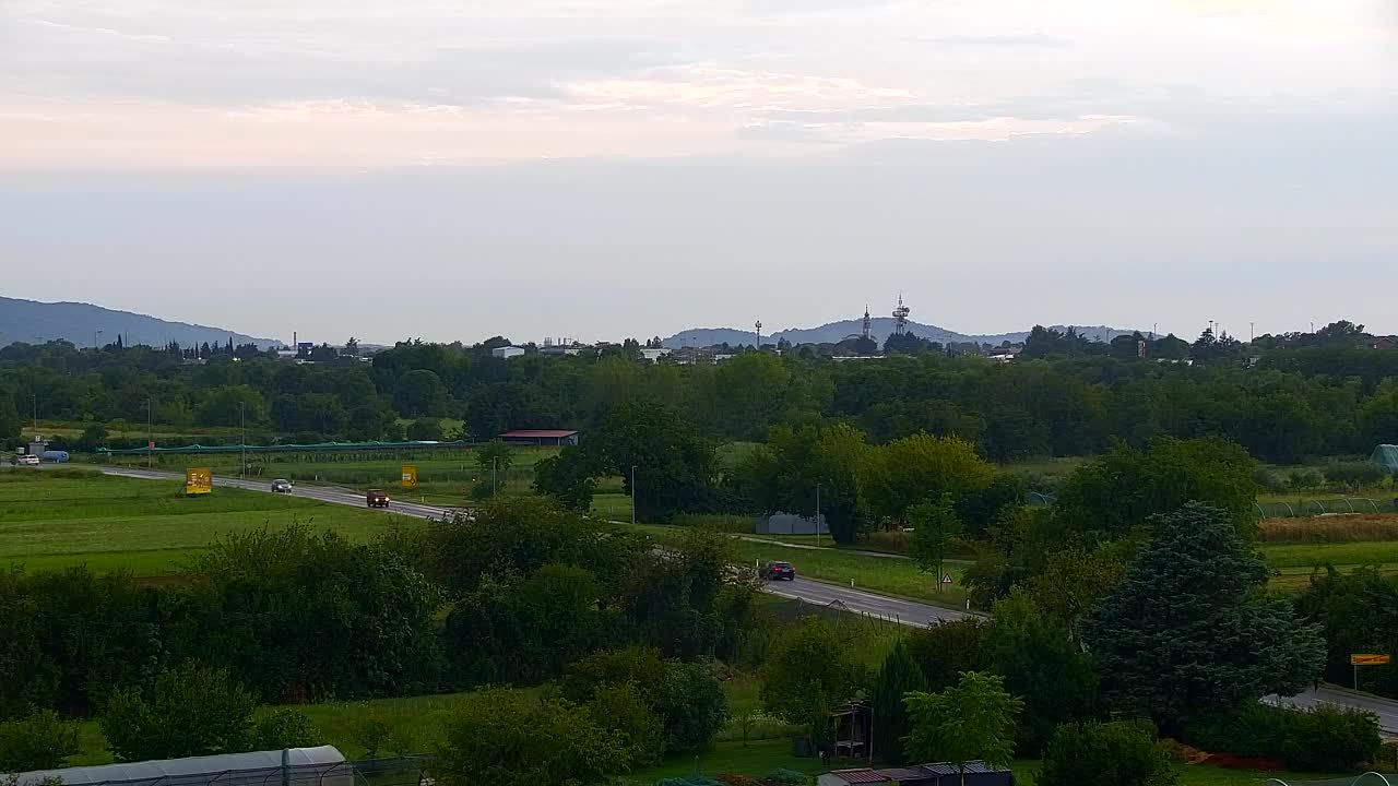 Čudovit panoramski pogled na Šempeter pri Gorici