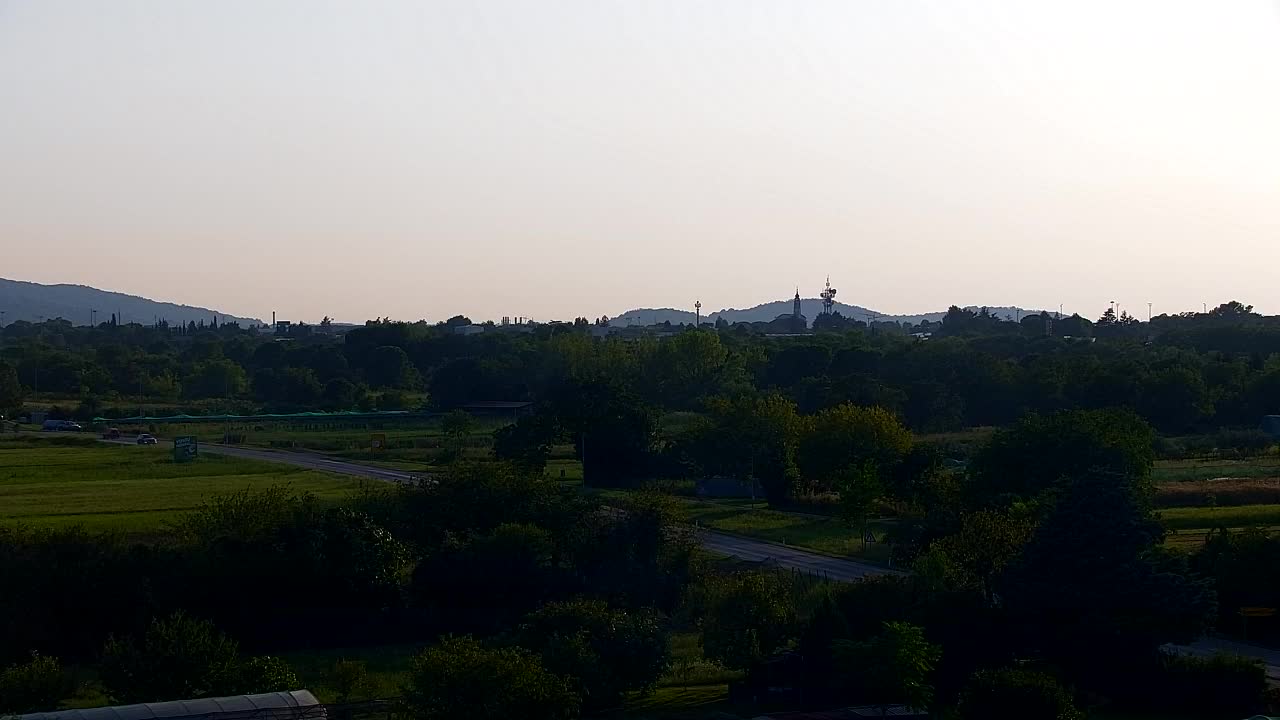 Čudovit panoramski pogled na Šempeter pri Gorici
